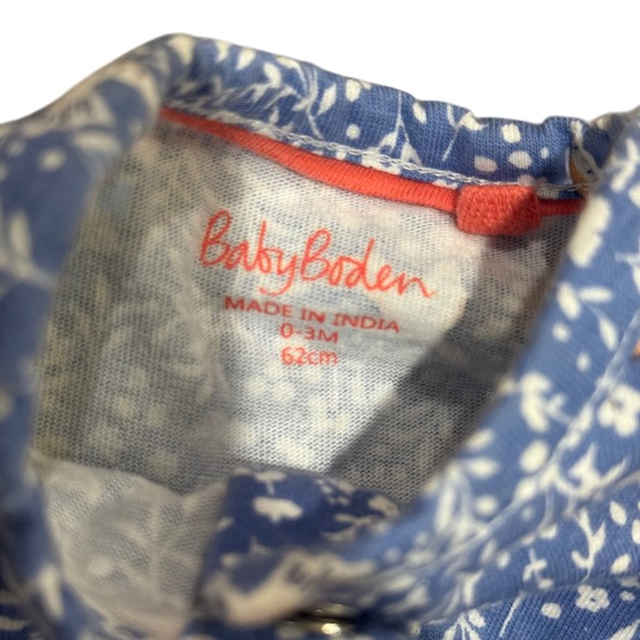 Baby Boden Bird Floral Romper Jumpsuit Baby Girls 0 3 Months Blue Pom Pom - Picture 2 of 3